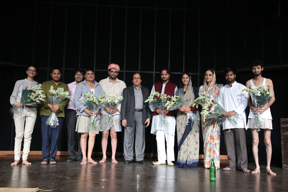 Hindi play Kafan directed by Sachin Gupta,17th Oct 2017,Stein hall,IHC at 7 PM